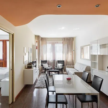 Beautiful Apartment Next To Sempione And City Life - Viale Teodorico Milan Exterior photo